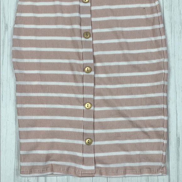 Fashionnova striped pink white off shoulder dress - Picture 8 of 8